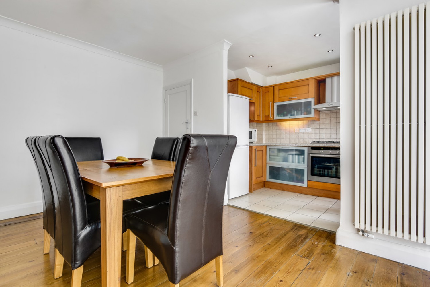 4 bedroom House for Sale Lorne Gardens, Wanstead