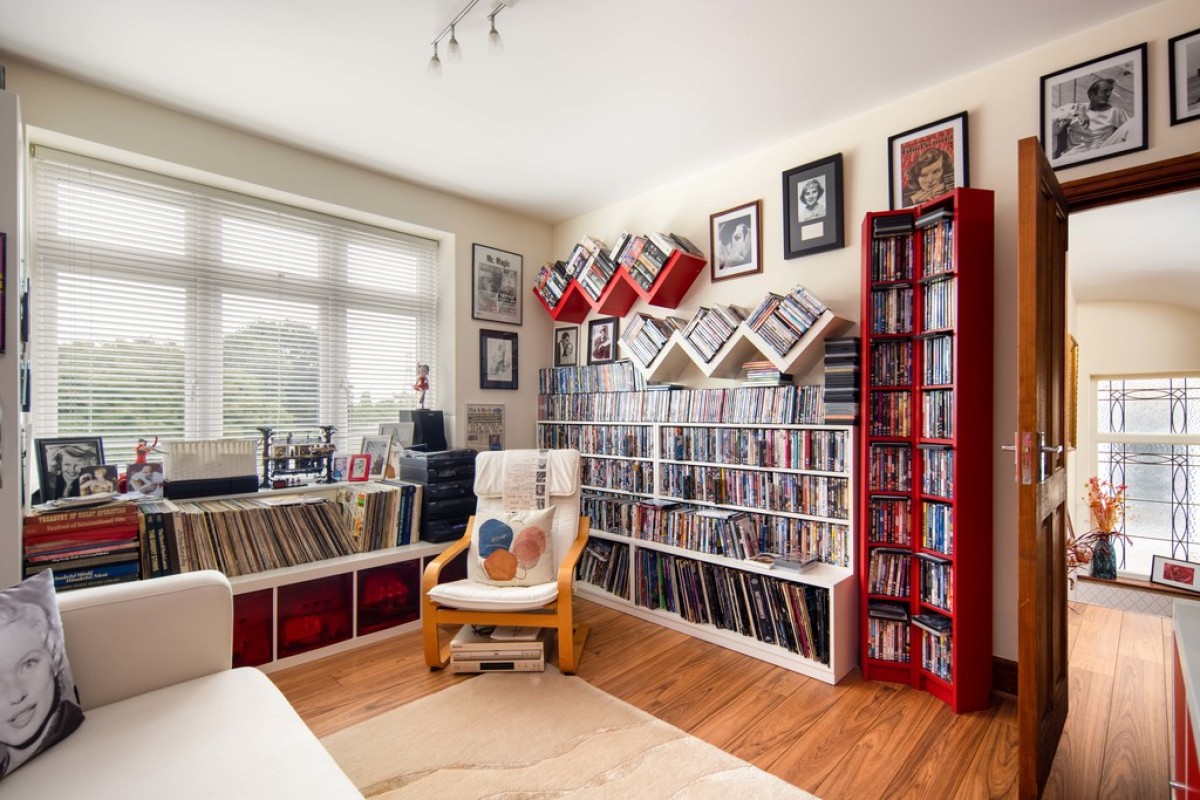 Warren Road, Wanstead