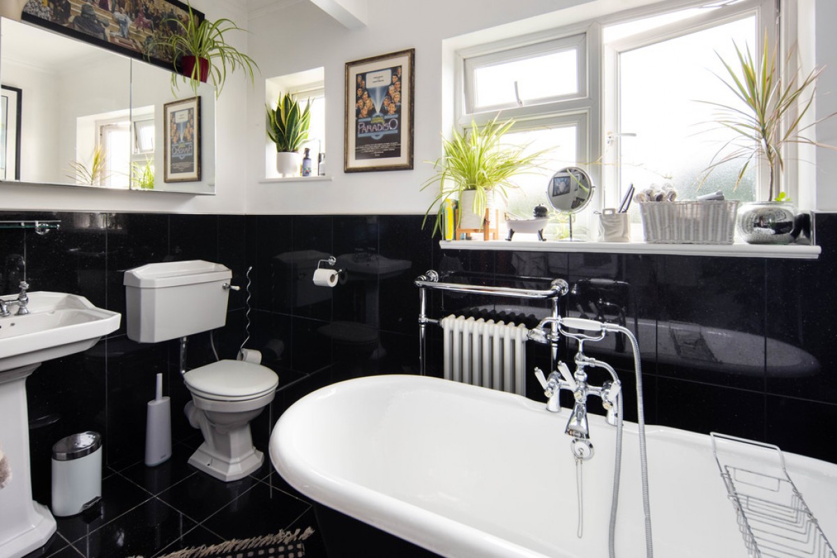 Warren Road, Wanstead