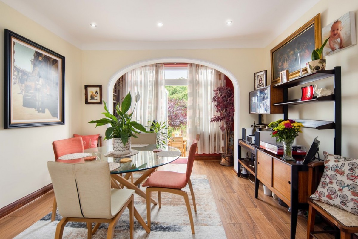 Warren Road, Wanstead