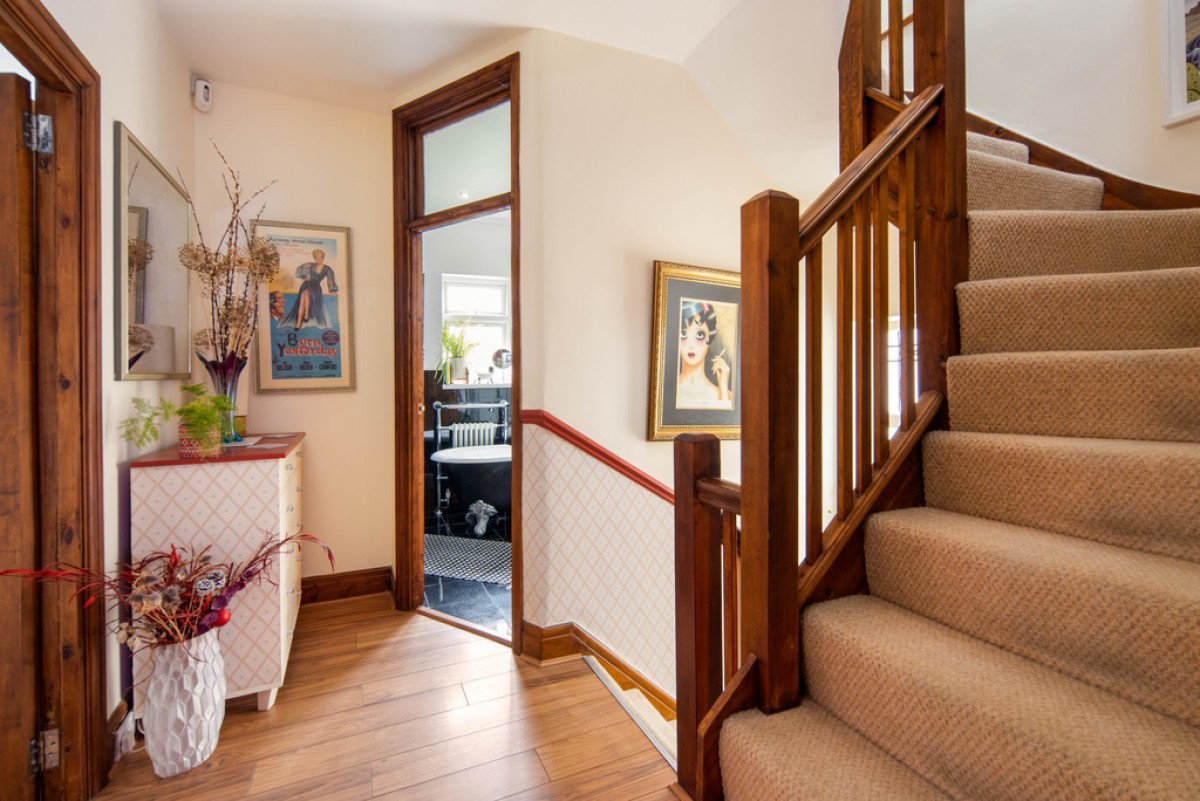 Warren Road, Wanstead