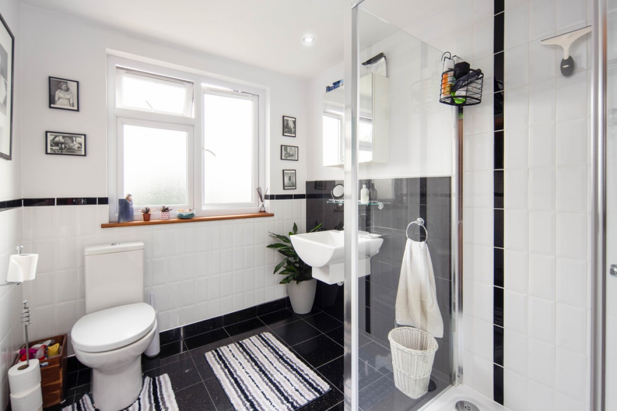 Warren Road, Wanstead