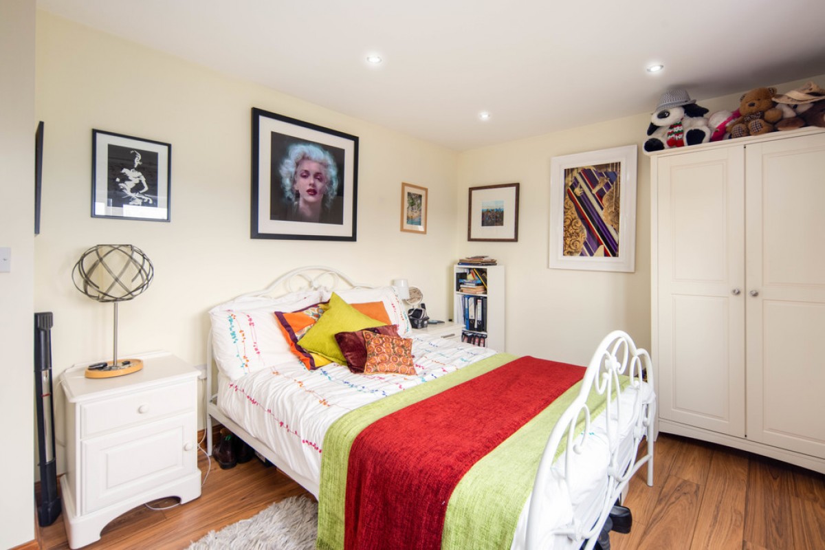 Warren Road, Wanstead