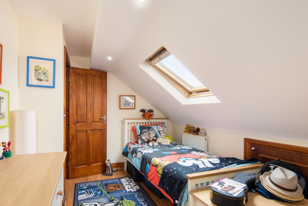 Warren Road, Wanstead