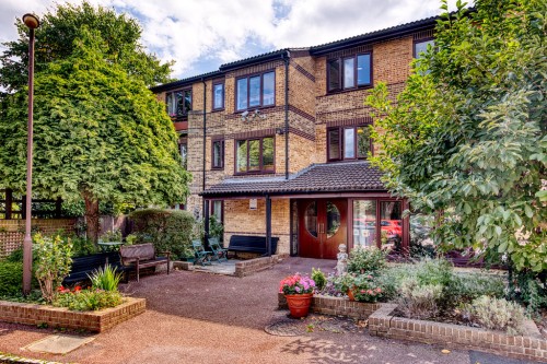 Oak Lodge, 56 Cambridge Road