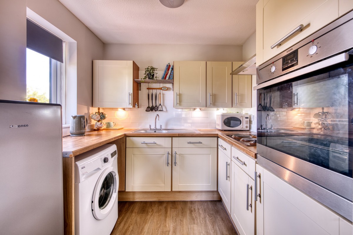 Oak Lodge, 56 Cambridge Road