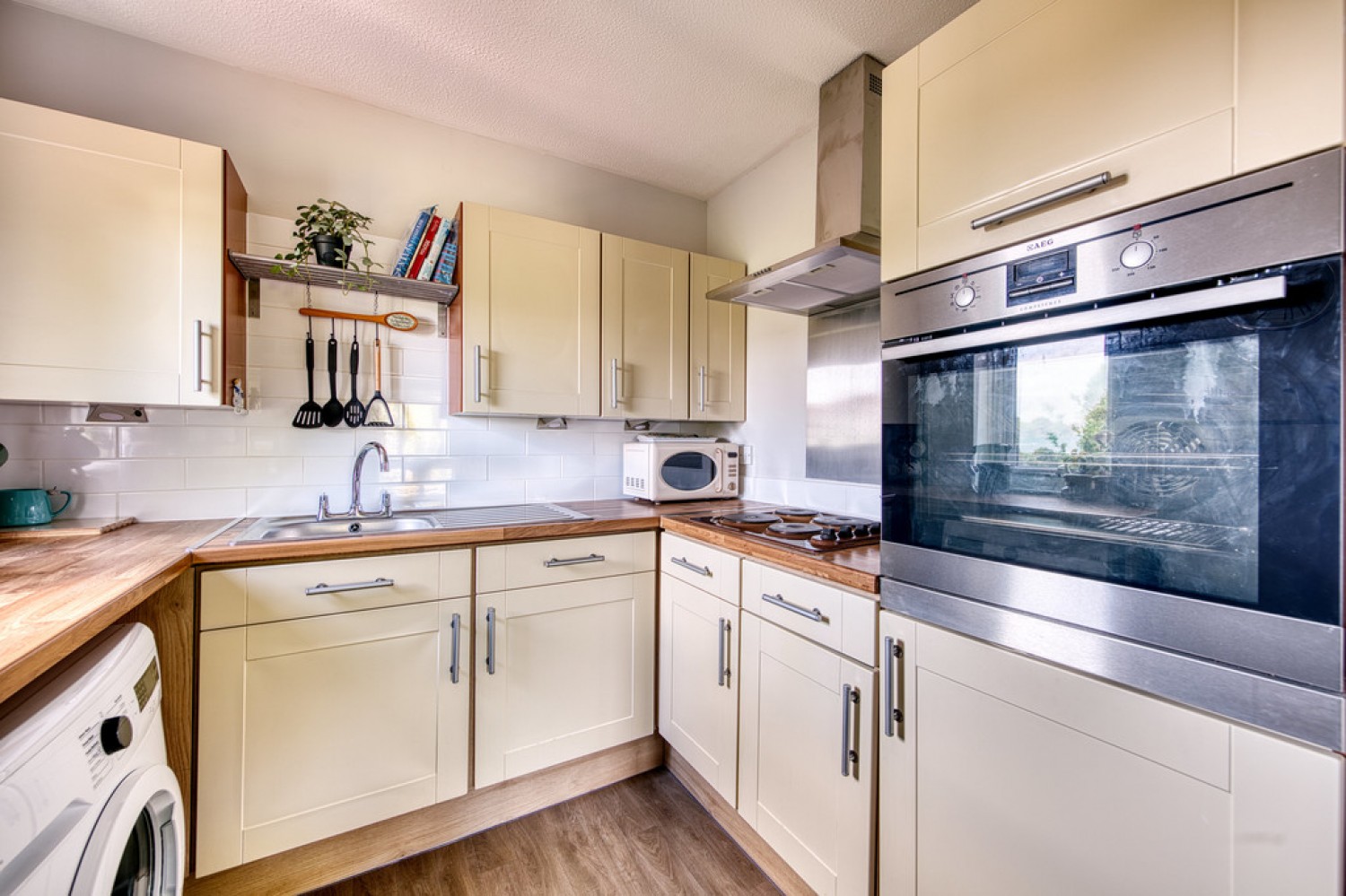 1 bedroom Flat for Sale Oak Lodge, 56 Cambridge Road