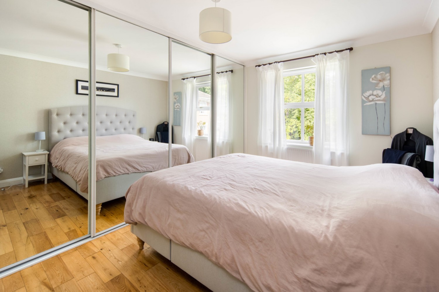 2 bedroom Flat for Sale The Ridings, Malcolm Way