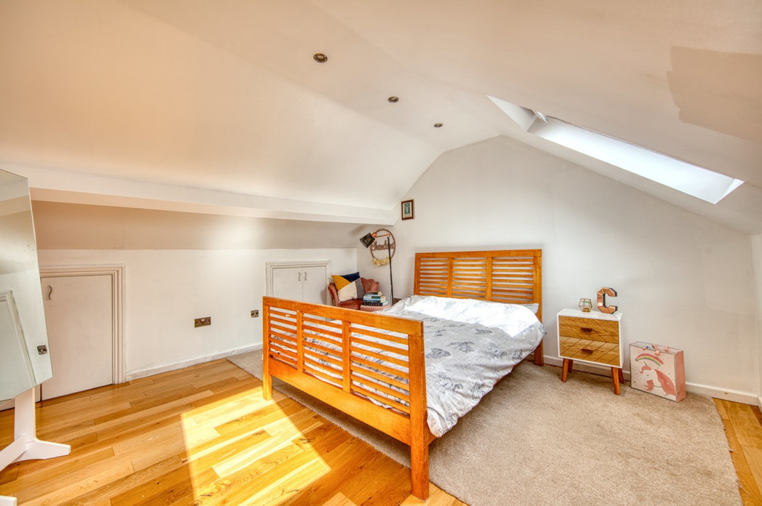 Stradbroke Grove, Clayhall