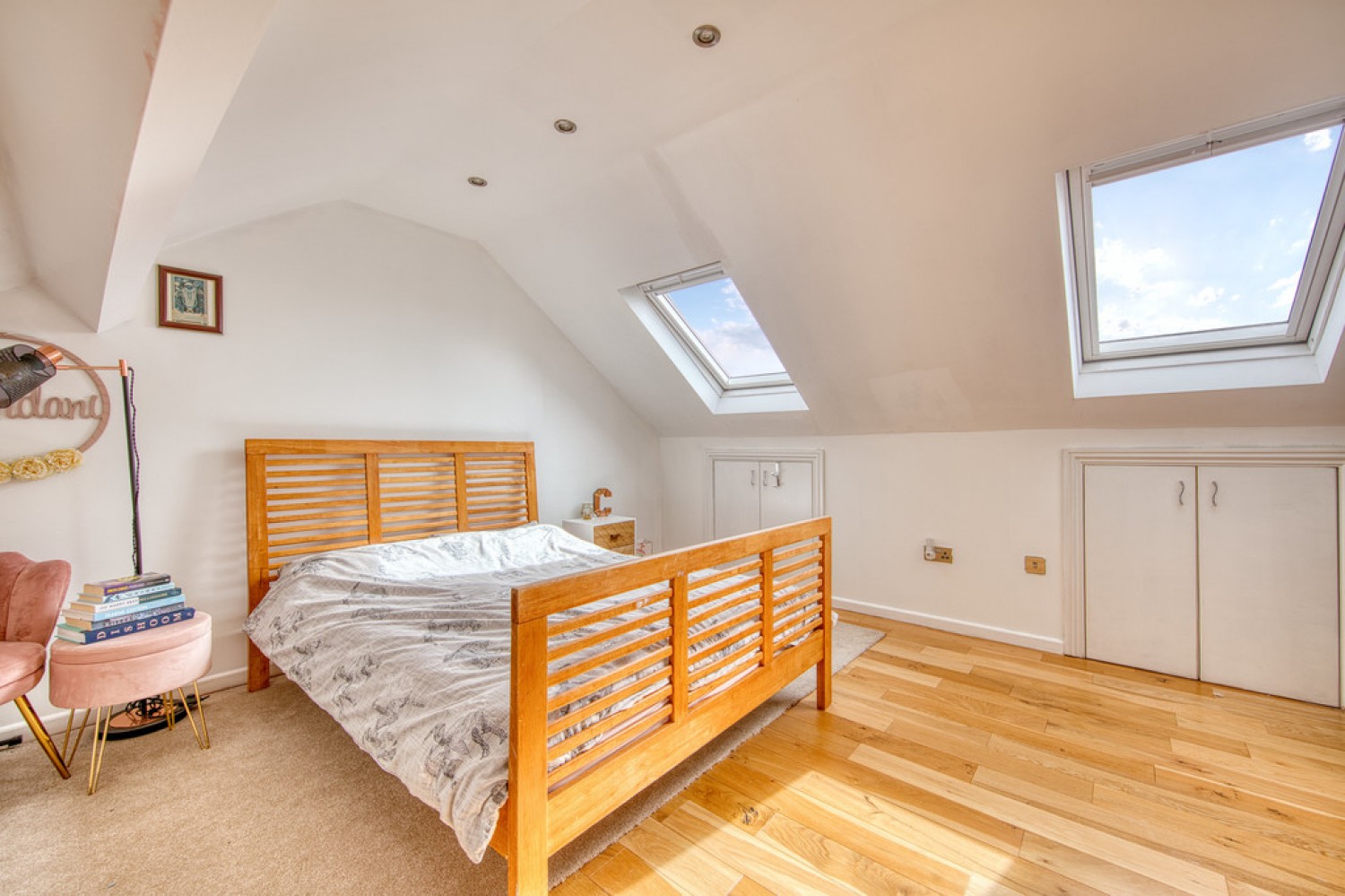 Stradbroke Grove, Clayhall