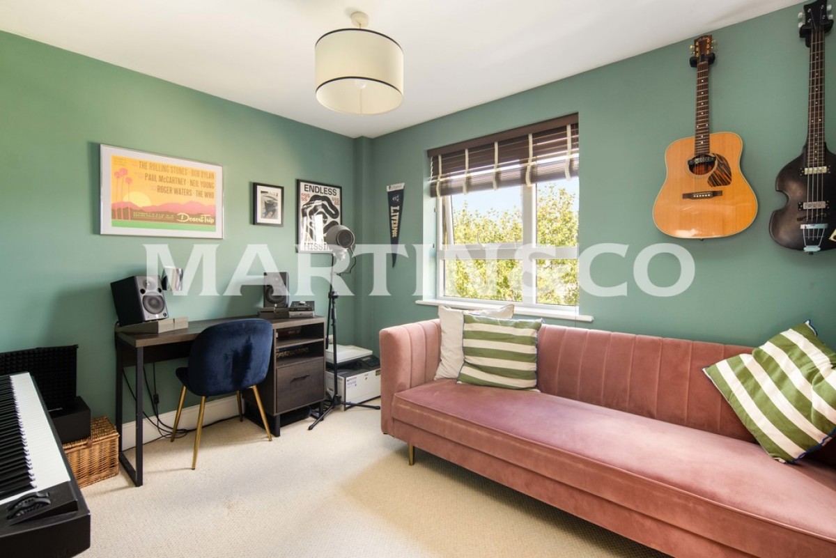 Bailey House, Talwin Street