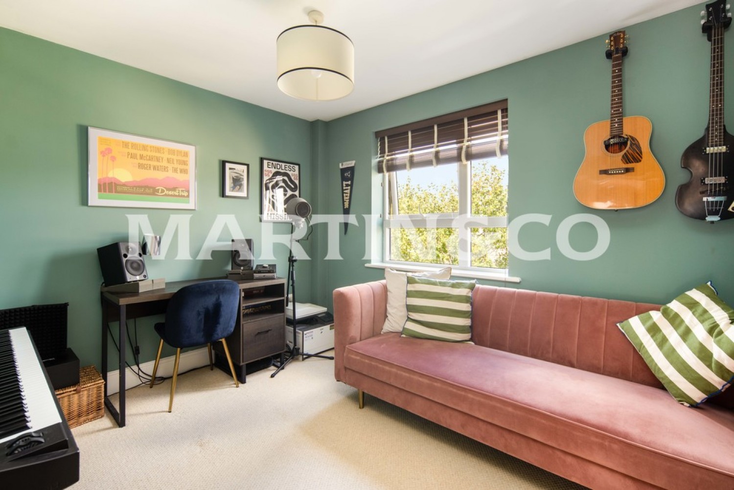 2 bedroom Flat in Bailey House, Talwin Street