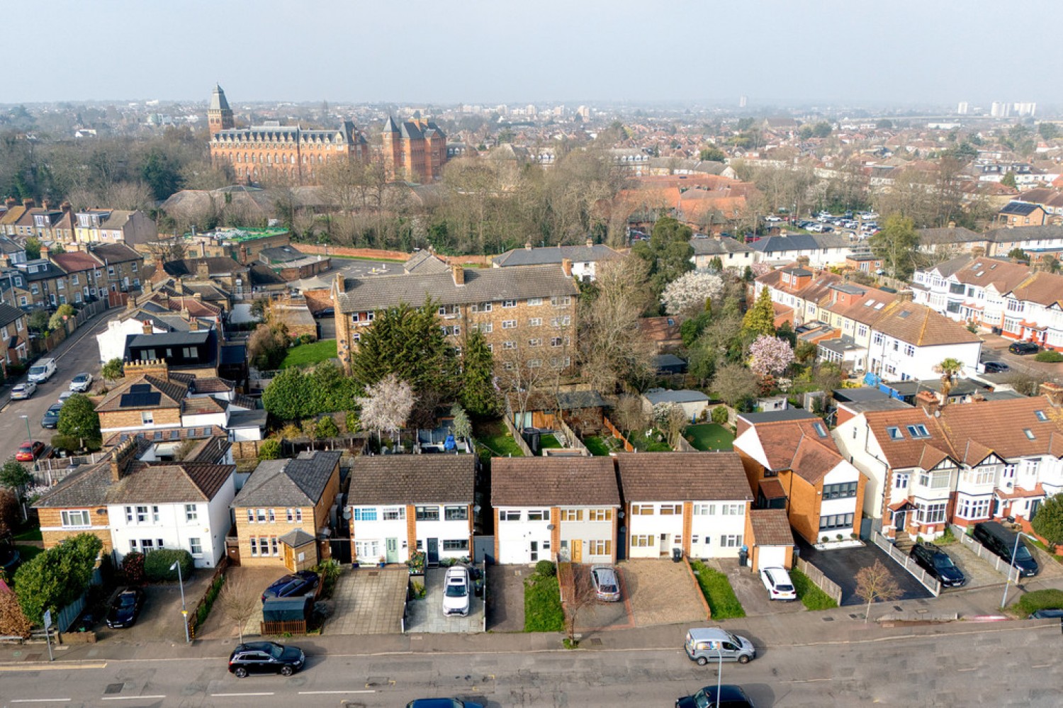 3 bedroom House for Sale Elmcroft Avenue