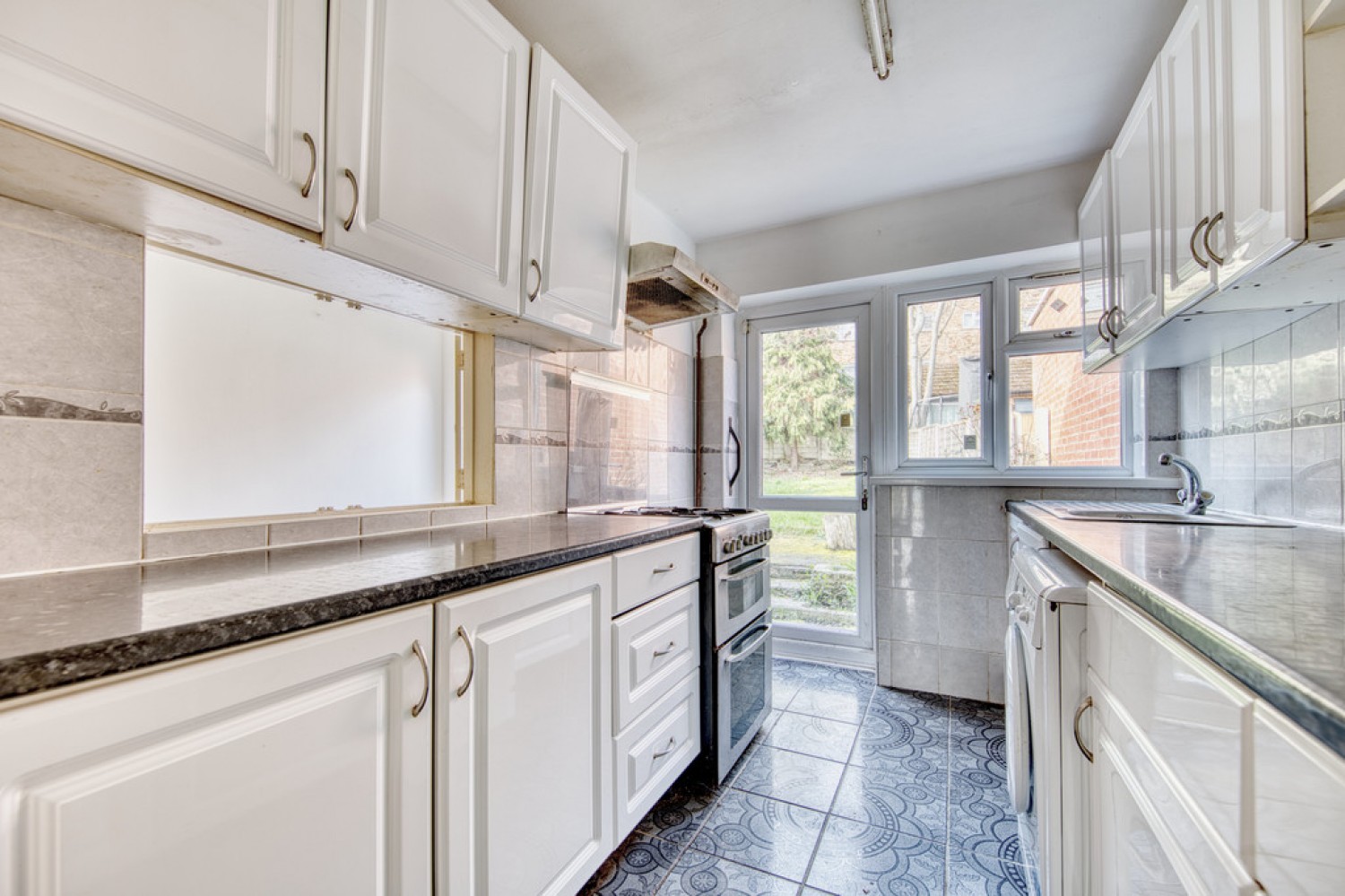 3 bedroom House for Sale Elmcroft Avenue