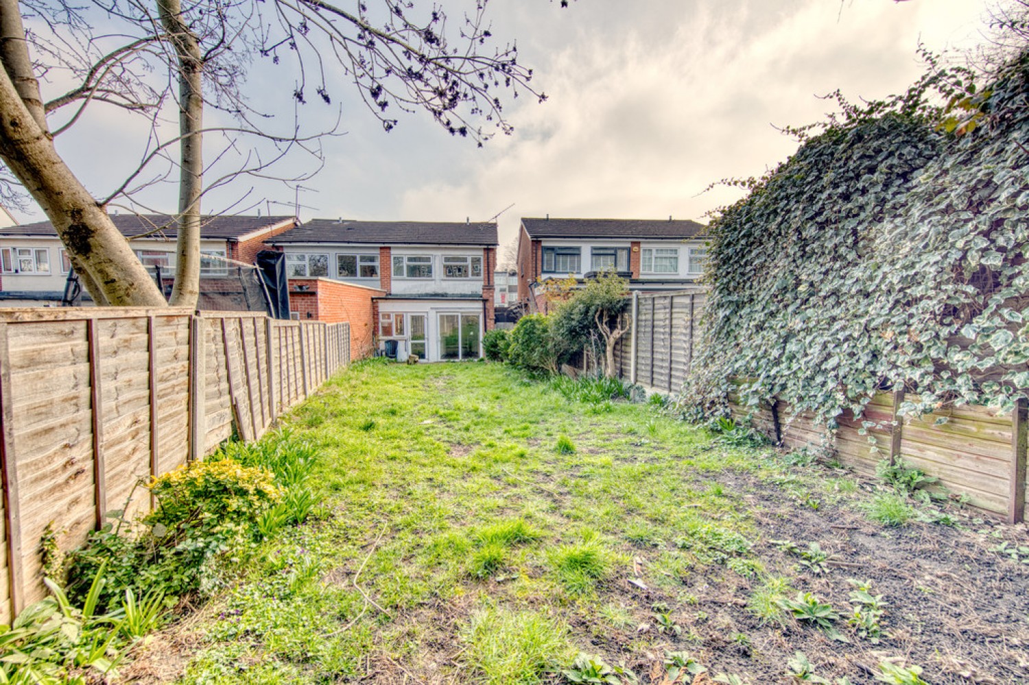 3 bedroom House for Sale Elmcroft Avenue