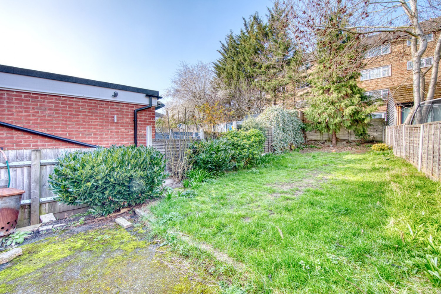 3 bedroom House for Sale Elmcroft Avenue