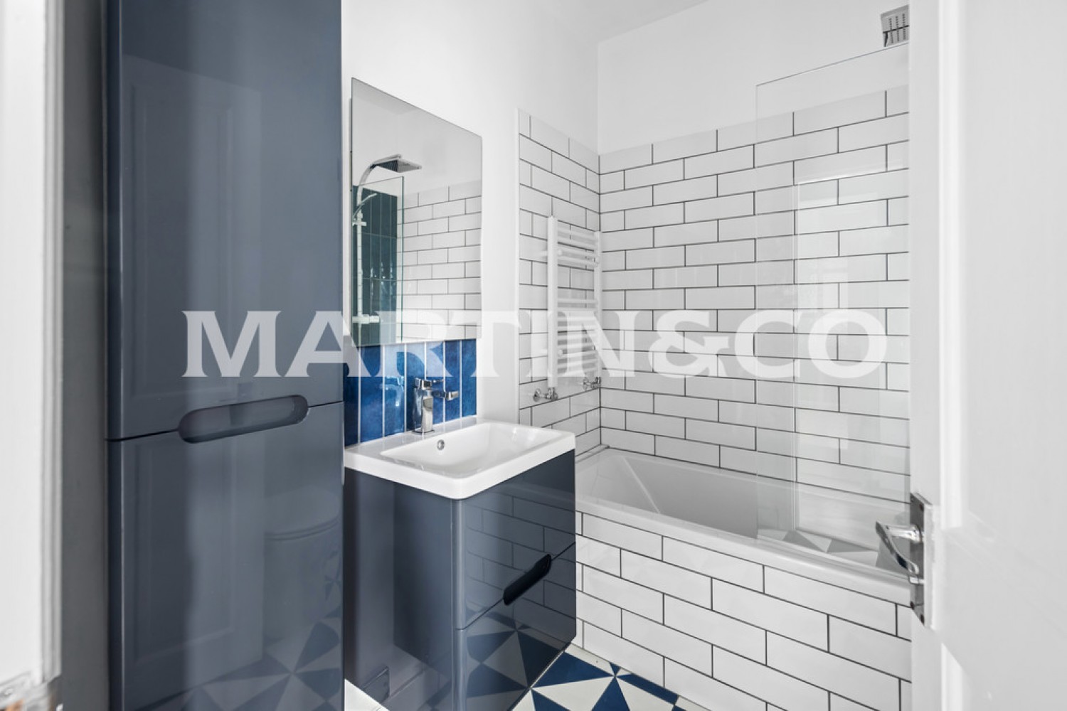 Hainault Road, Leytonstone