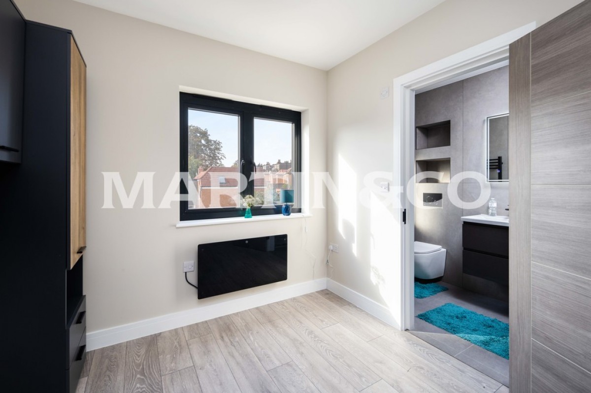 High Road, South Woodford