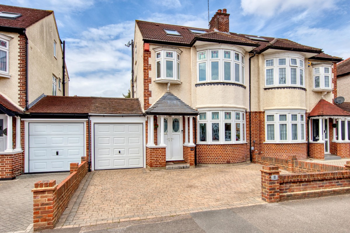 Cadogan Gardens, South Woodford,