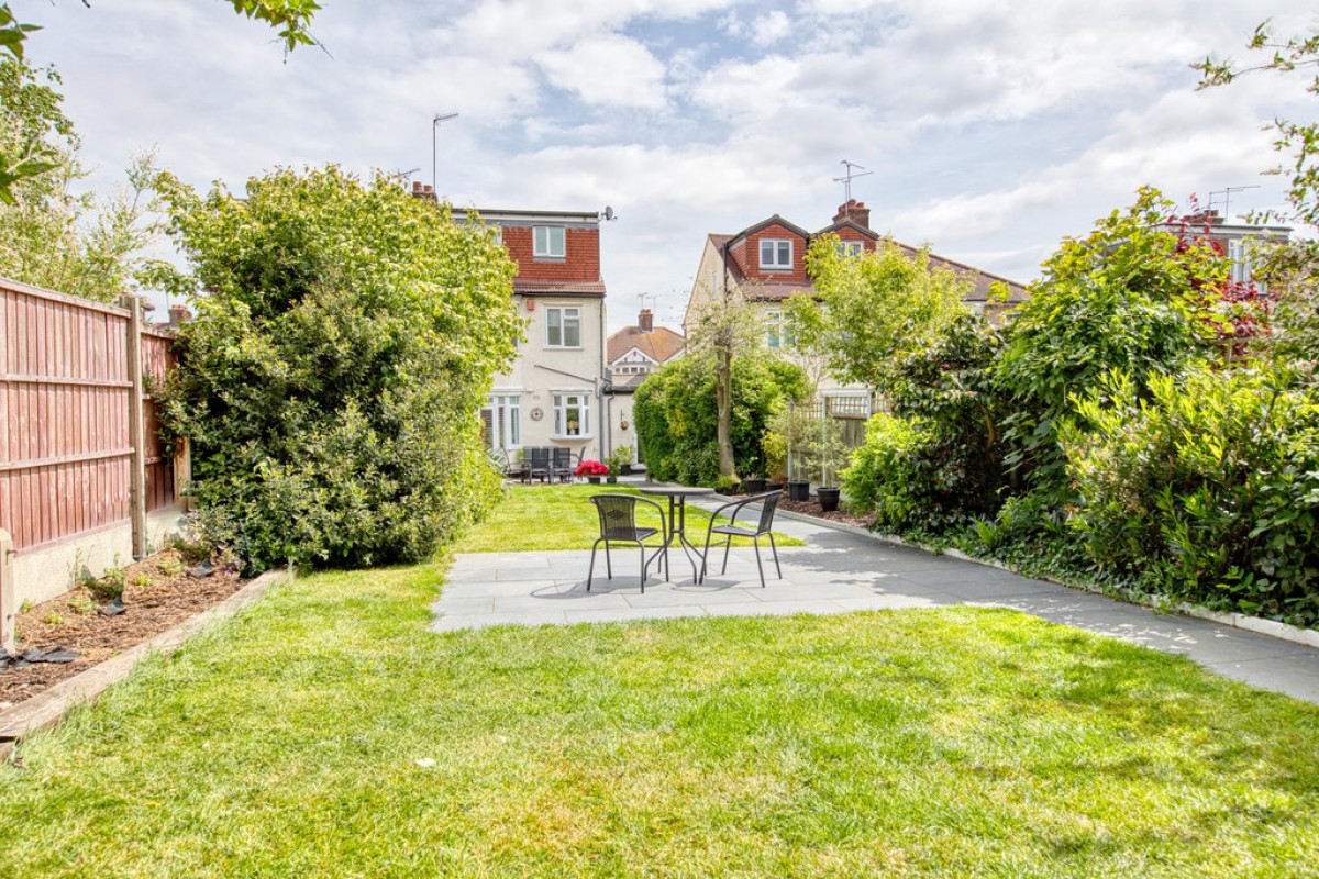 Cadogan Gardens, South Woodford,
