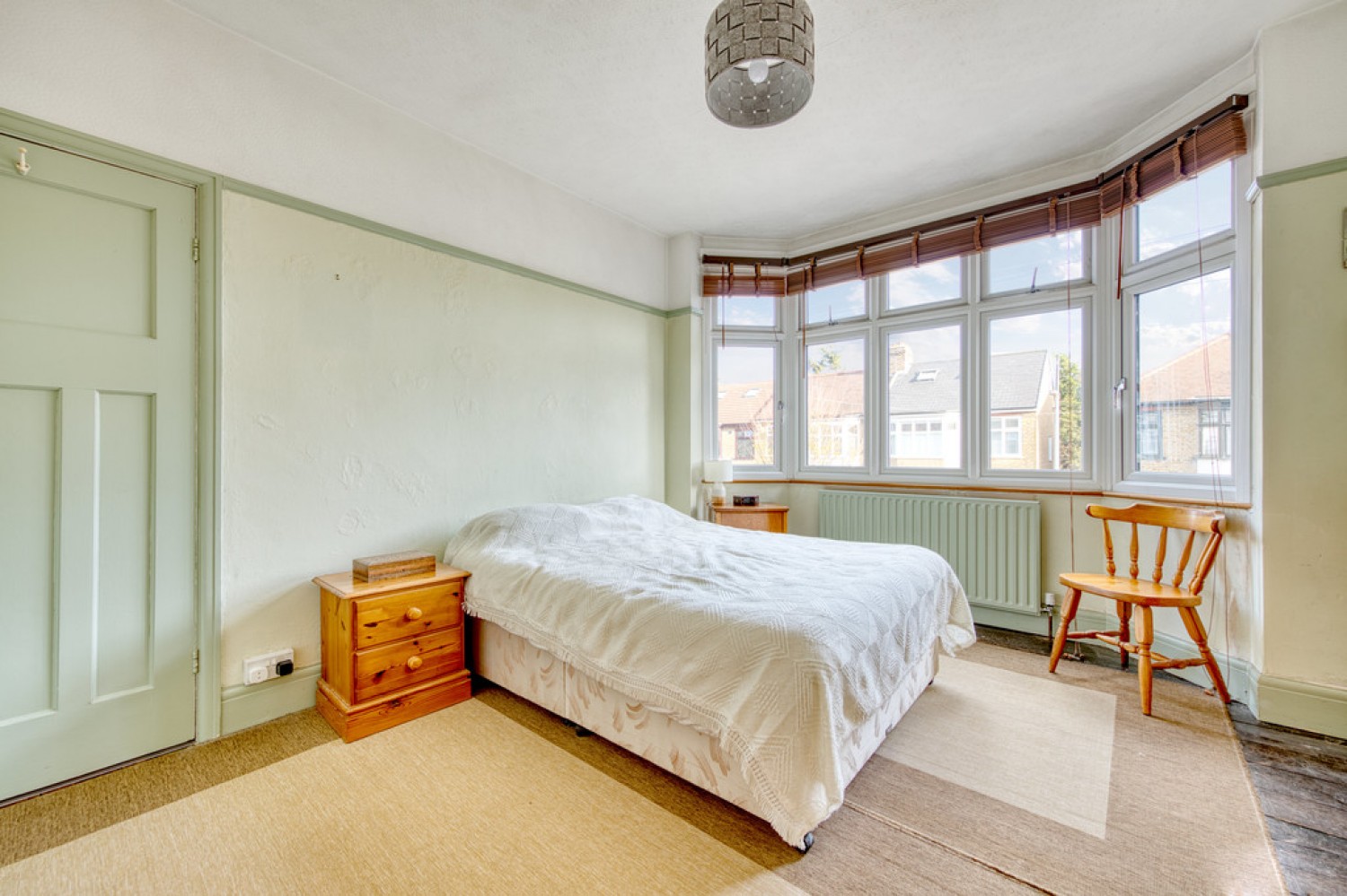 3 bedroom House for Sale Thornwood Close