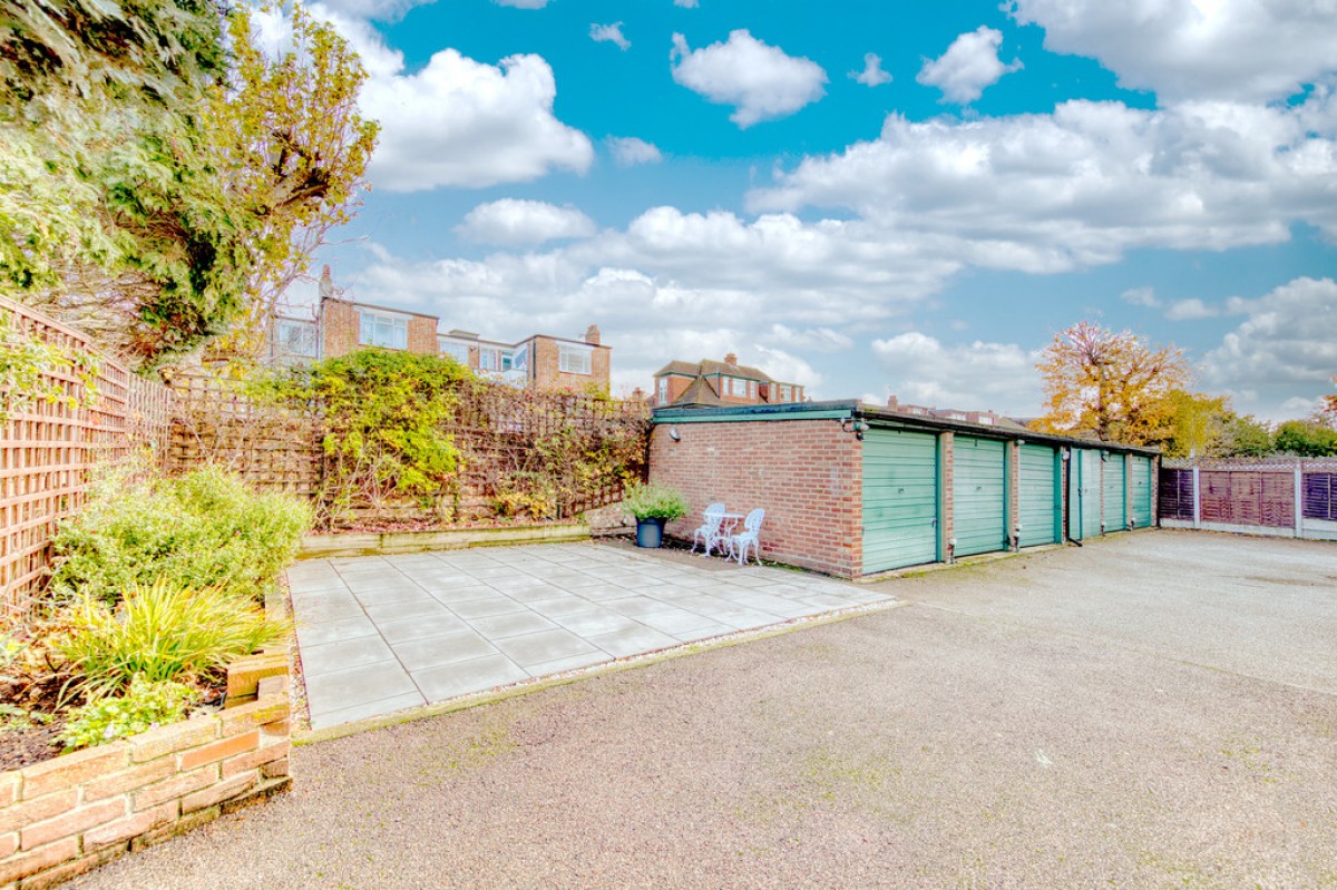 Woodland Court, Wanstead