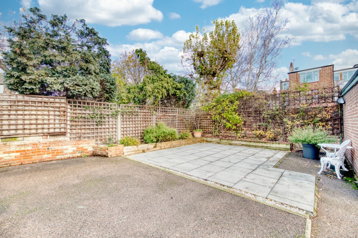 Woodland Court, Wanstead