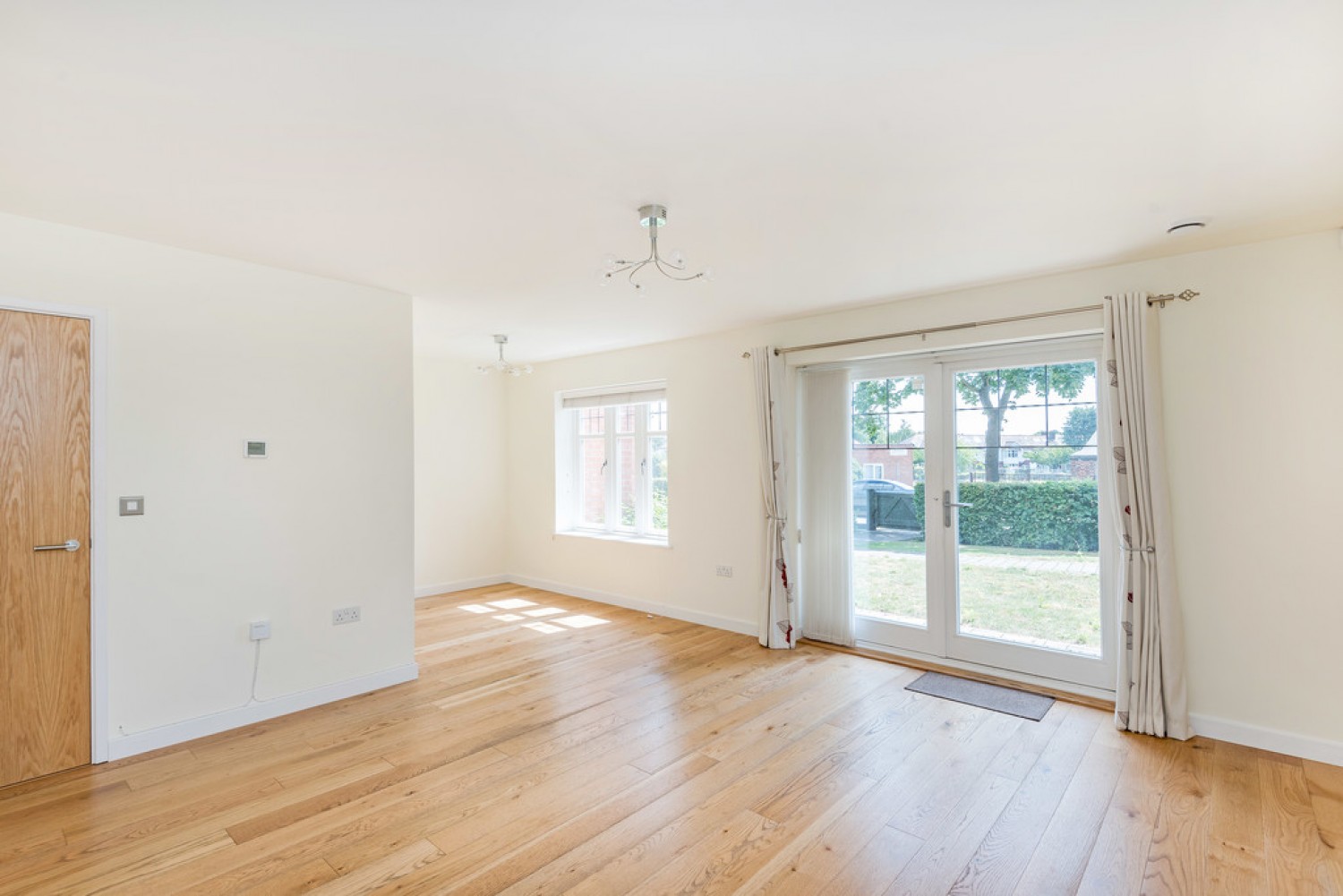 2 bedroom Flat for Sale Greenacre Apartments, High Cedars