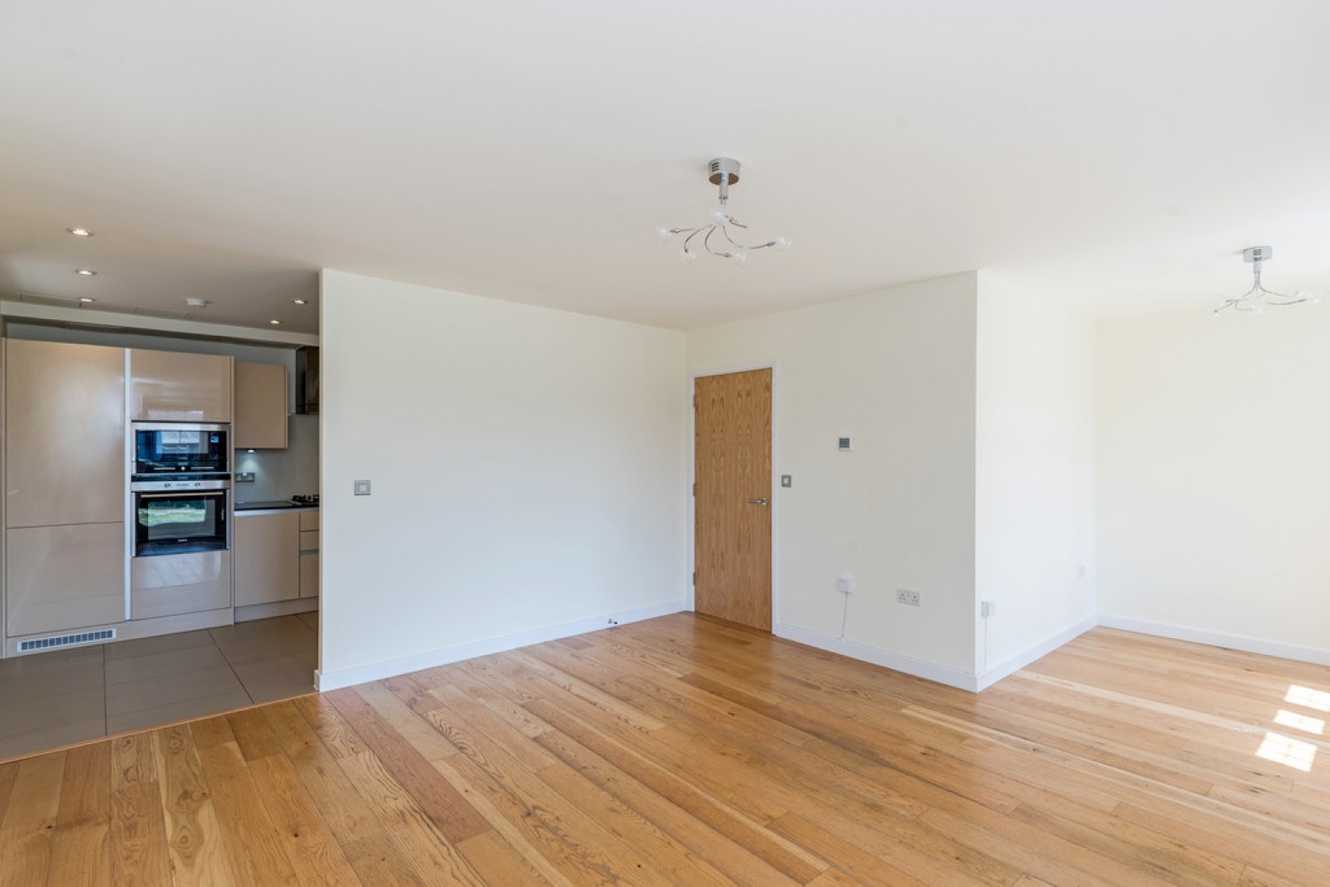 2 bedroom Flat for Sale Greenacre Apartments, High Cedars