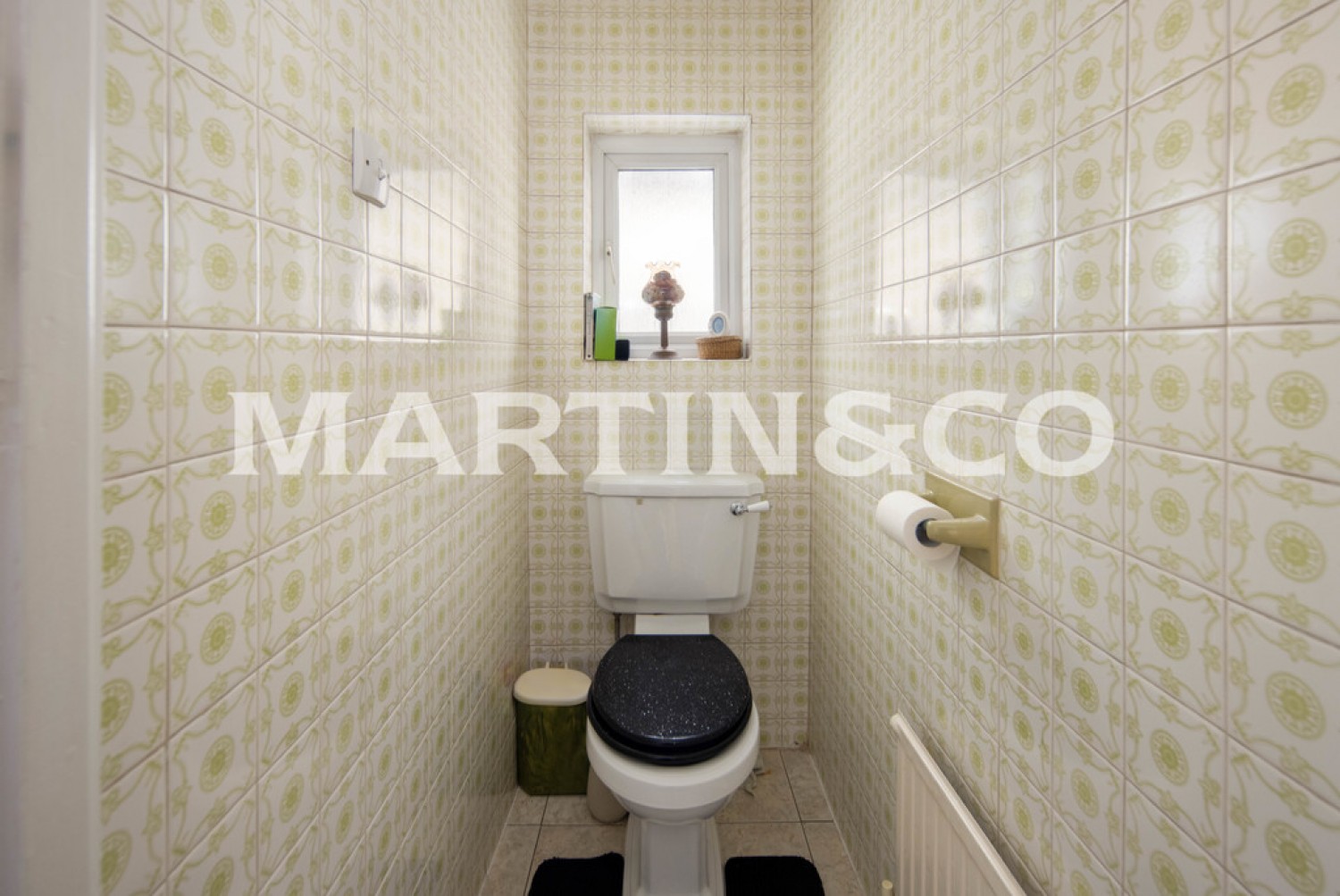 5 bedroom House in Elm Close