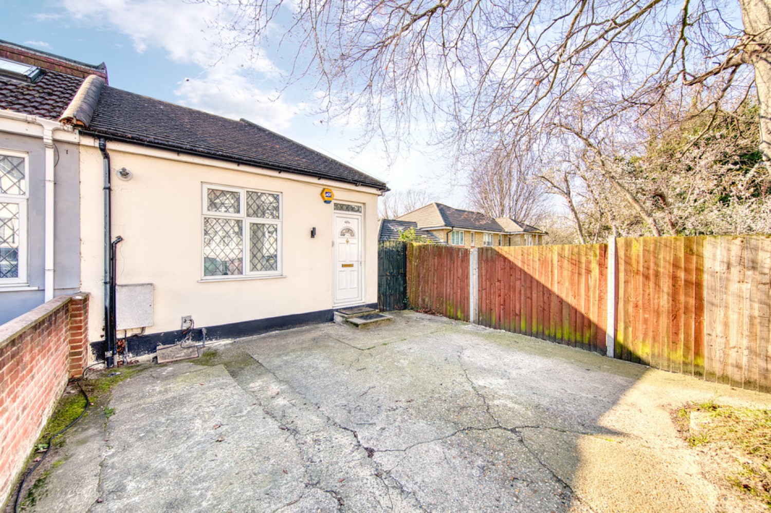 3 bedroom House for Sale Wanstead Park Road