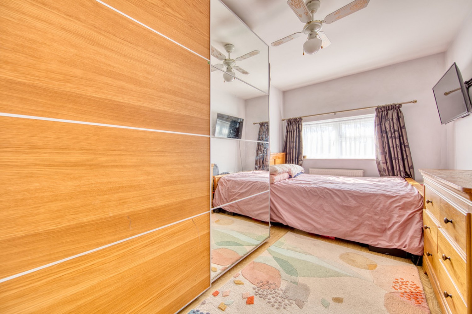 3 bedroom House for Sale Wanstead Park Road