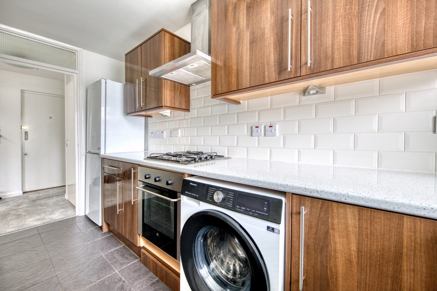 2 bedroom Flat in Bourne Court, Wanstead