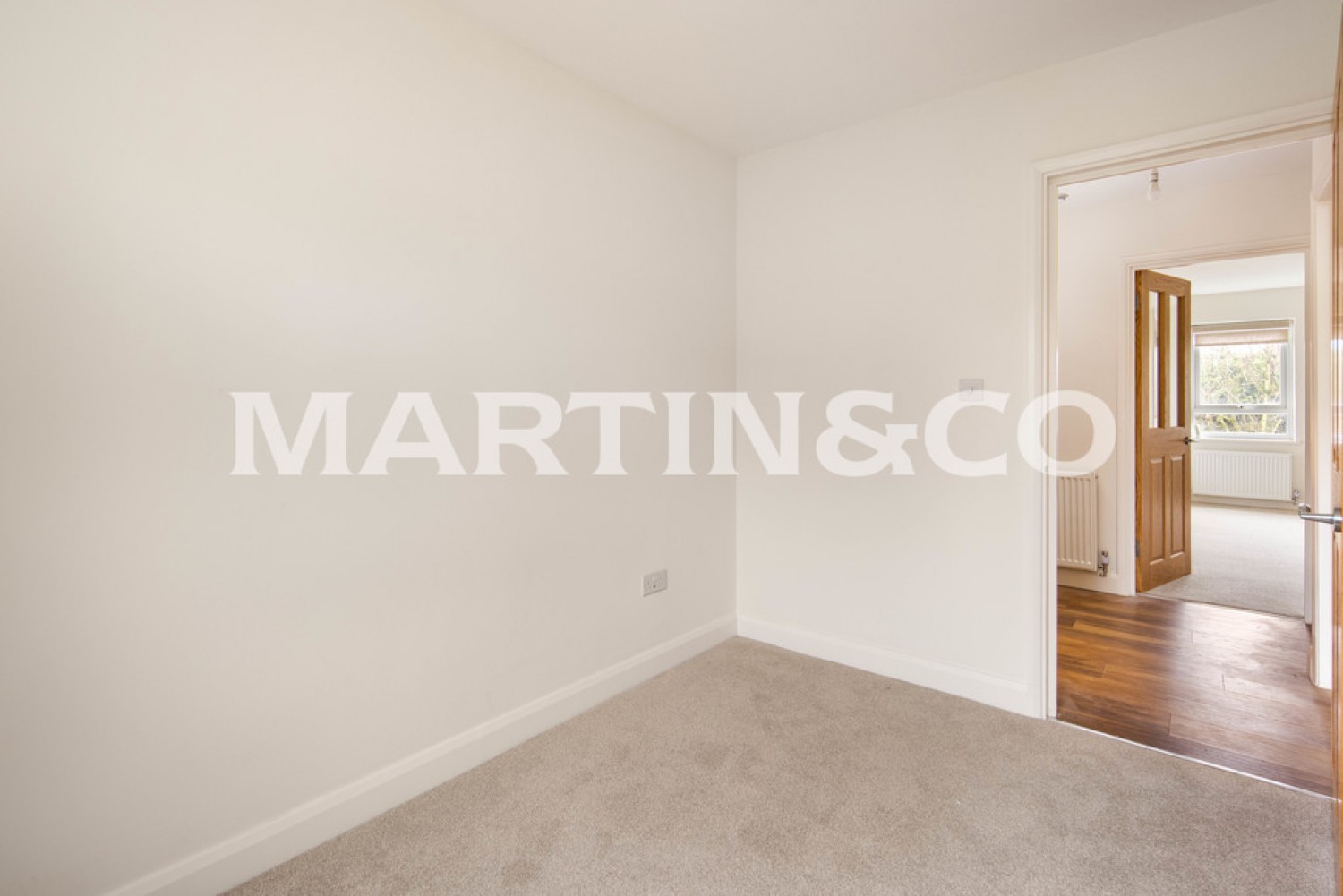 2 bedroom Flat for Letting Cleveland Road, South Woodford