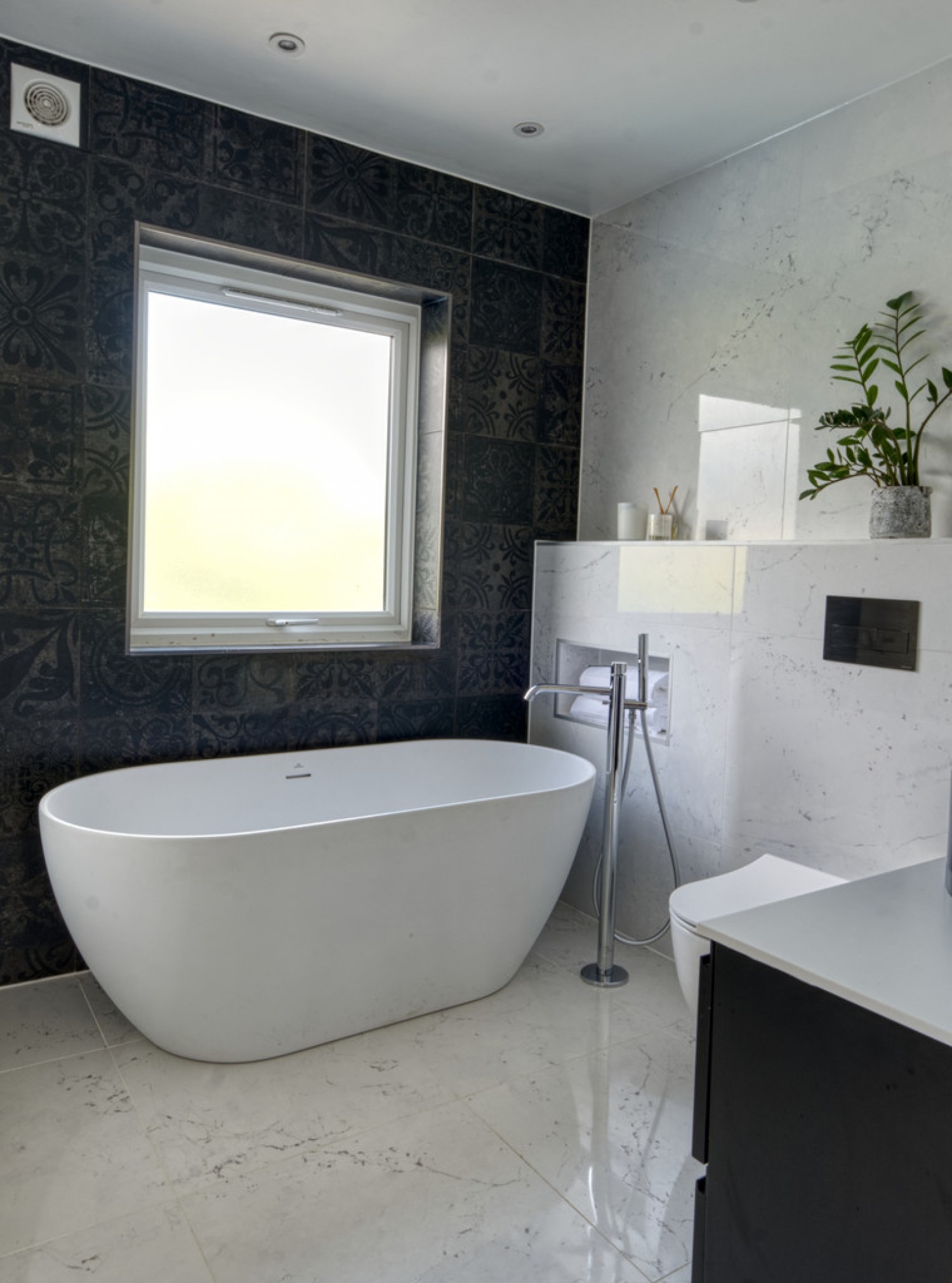 5 bedroom House for Sale Chestnut Drive, Wanstead, London