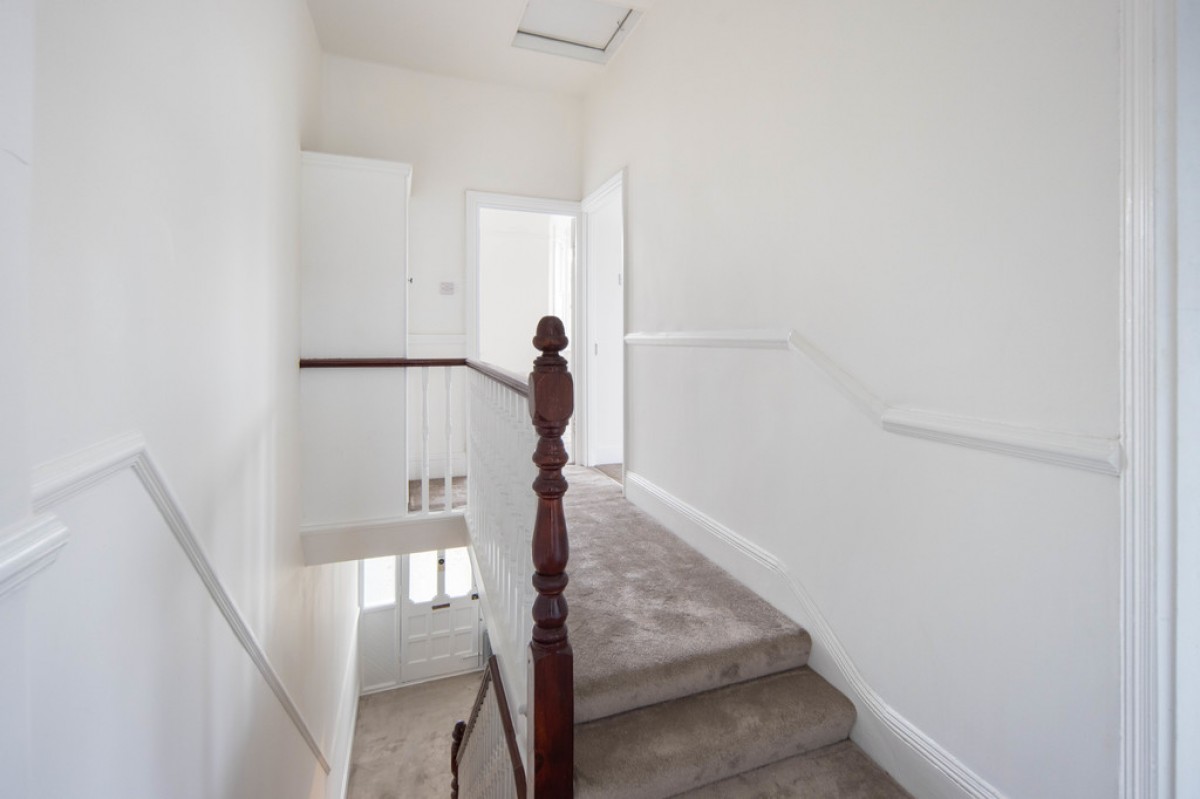 Clavering Road, Aldersbrook