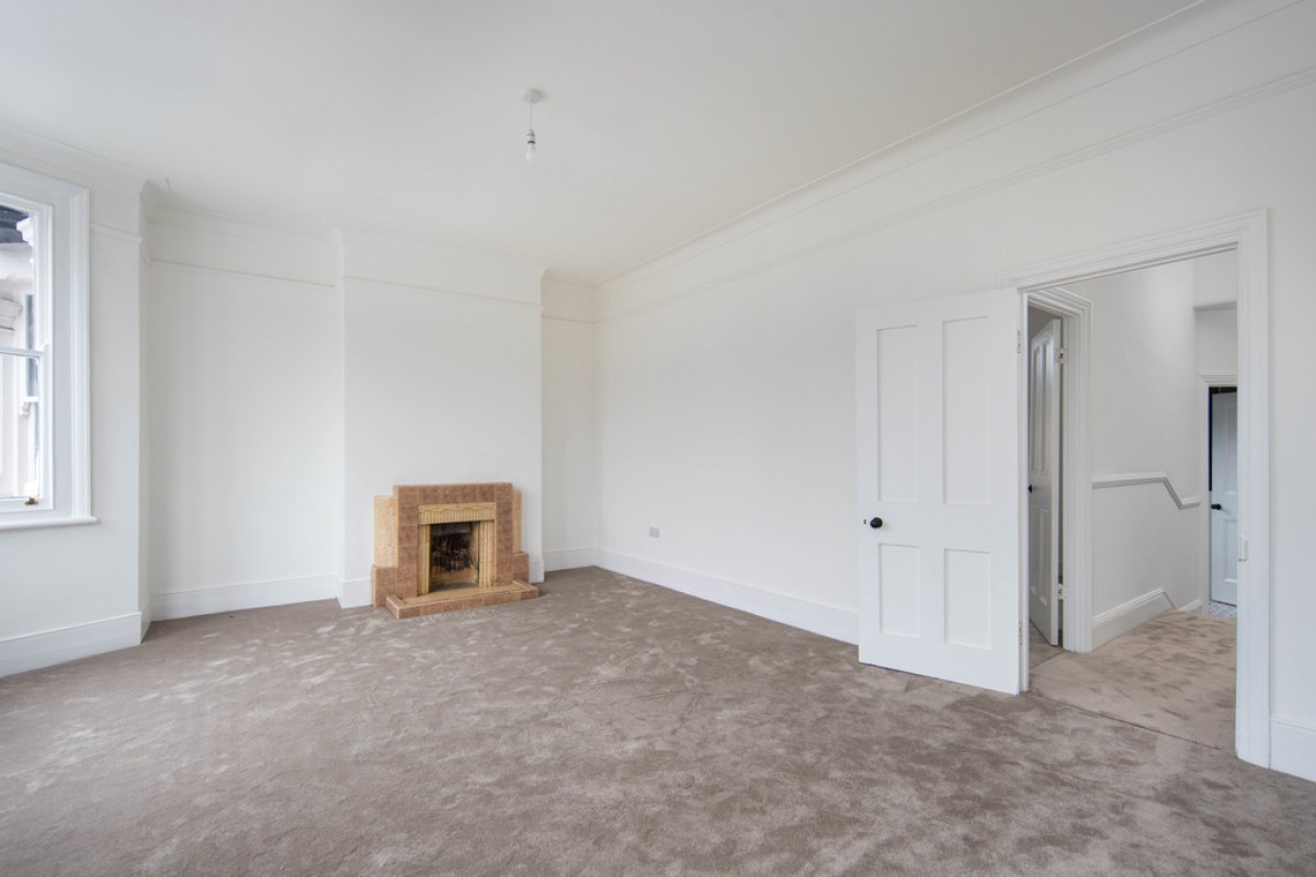 Clavering Road, Aldersbrook