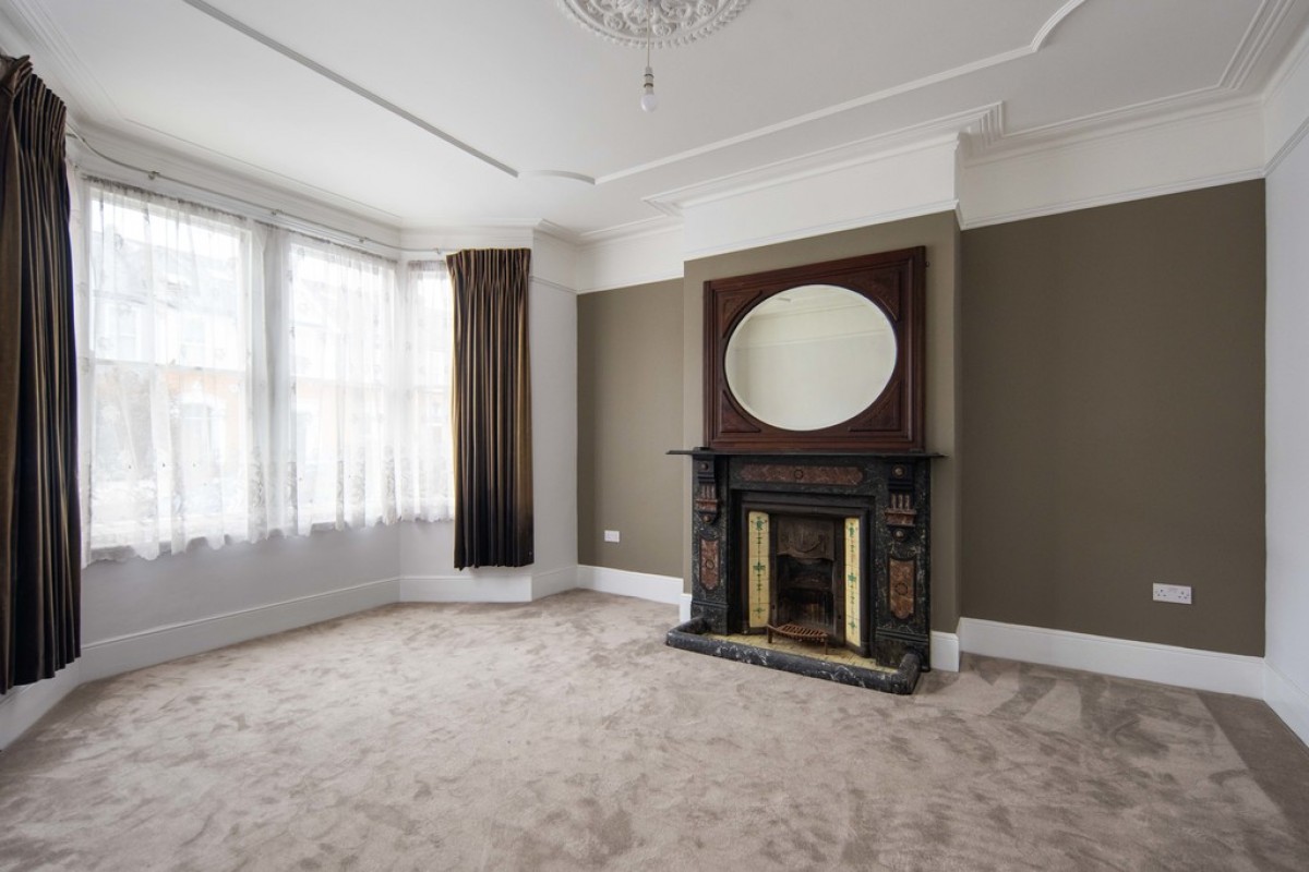 Clavering Road, Aldersbrook