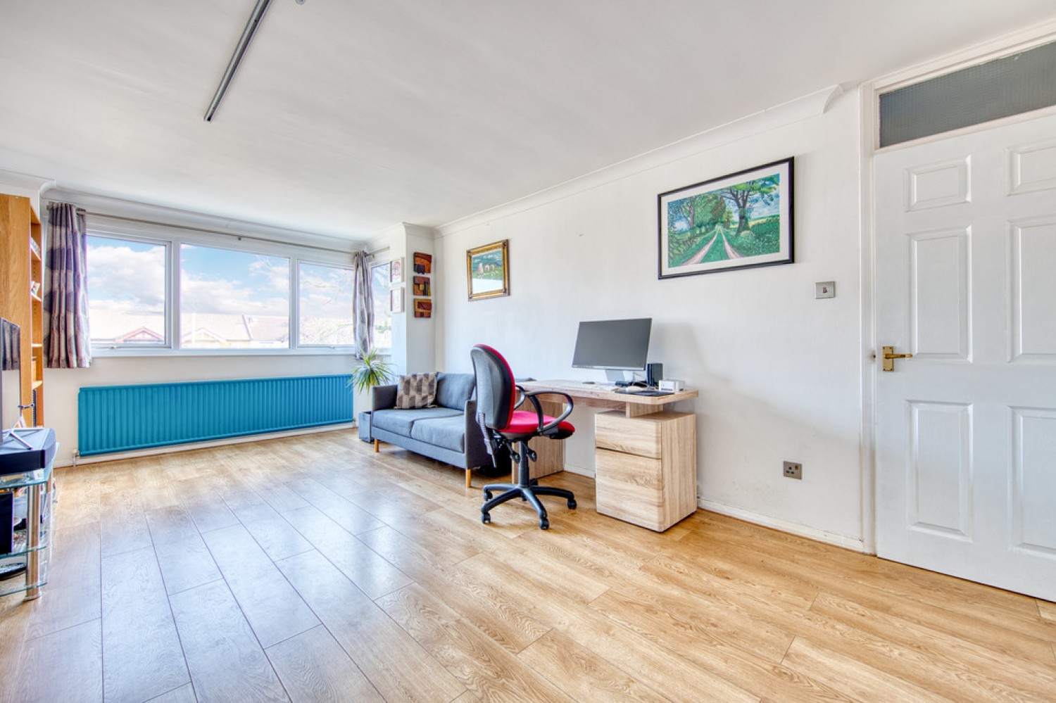 2 bedroom Flat for Sale Bourne Court, Wanstead