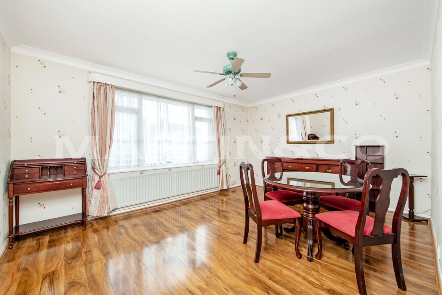 2 bedroom Flat for Sale Hardwick Court, Spratt Hall Road, Wanstead