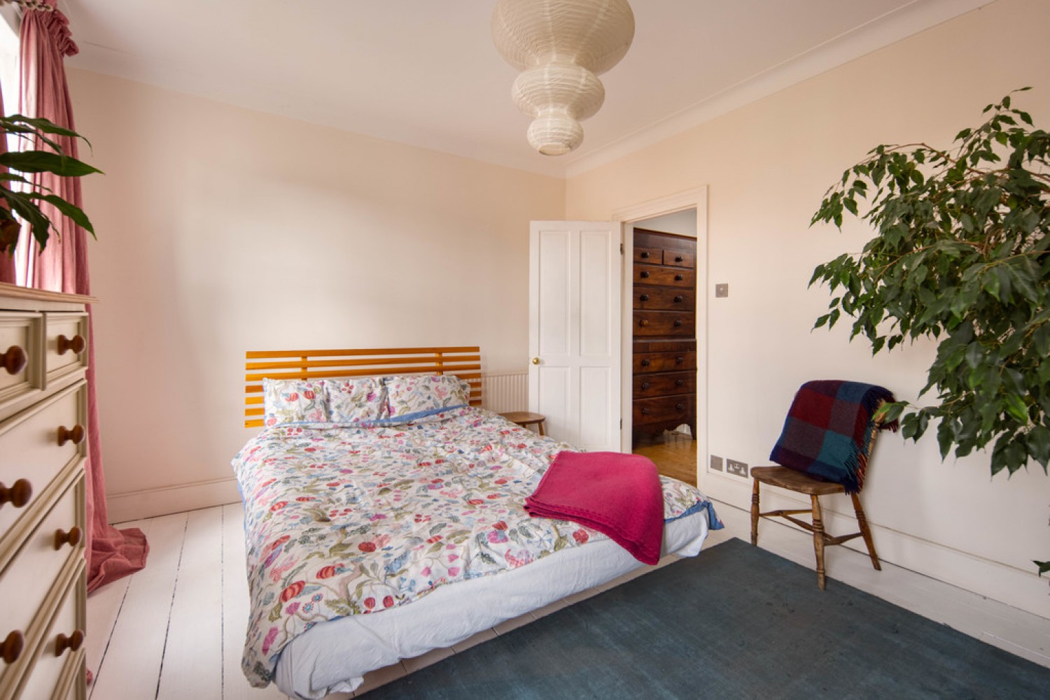 3 bedroom House for Sale Lytton Road, Leytonstone