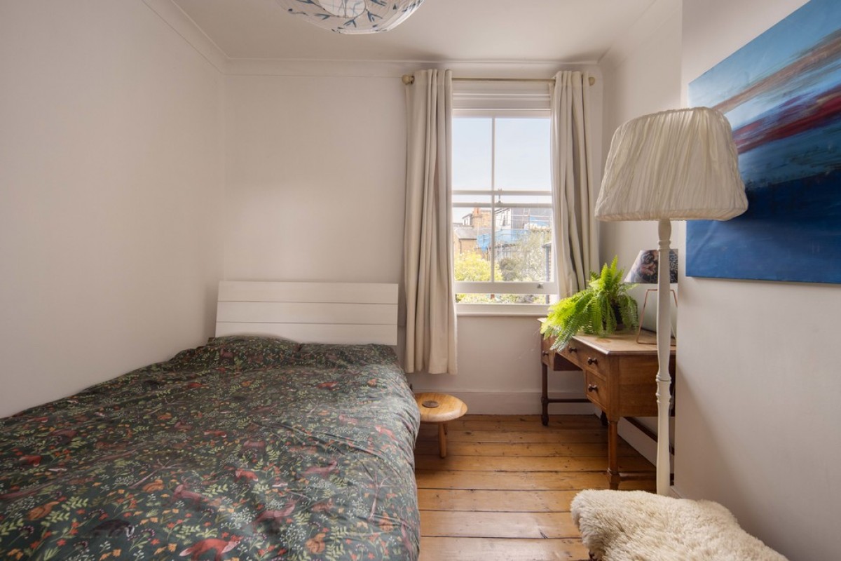 Lytton Road, Leytonstone