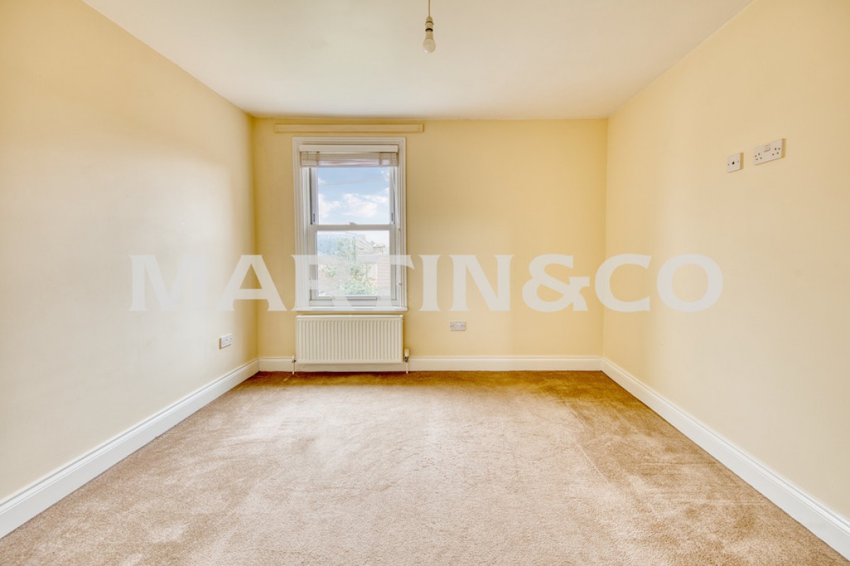 High Road, Leytonstone