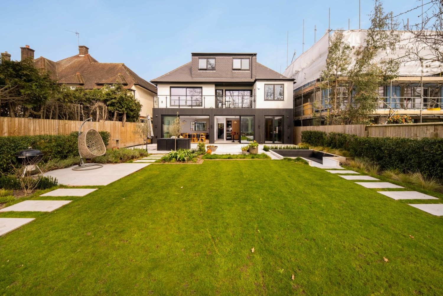 5 bedroom House for Sale The Warren Drive, Wanstead