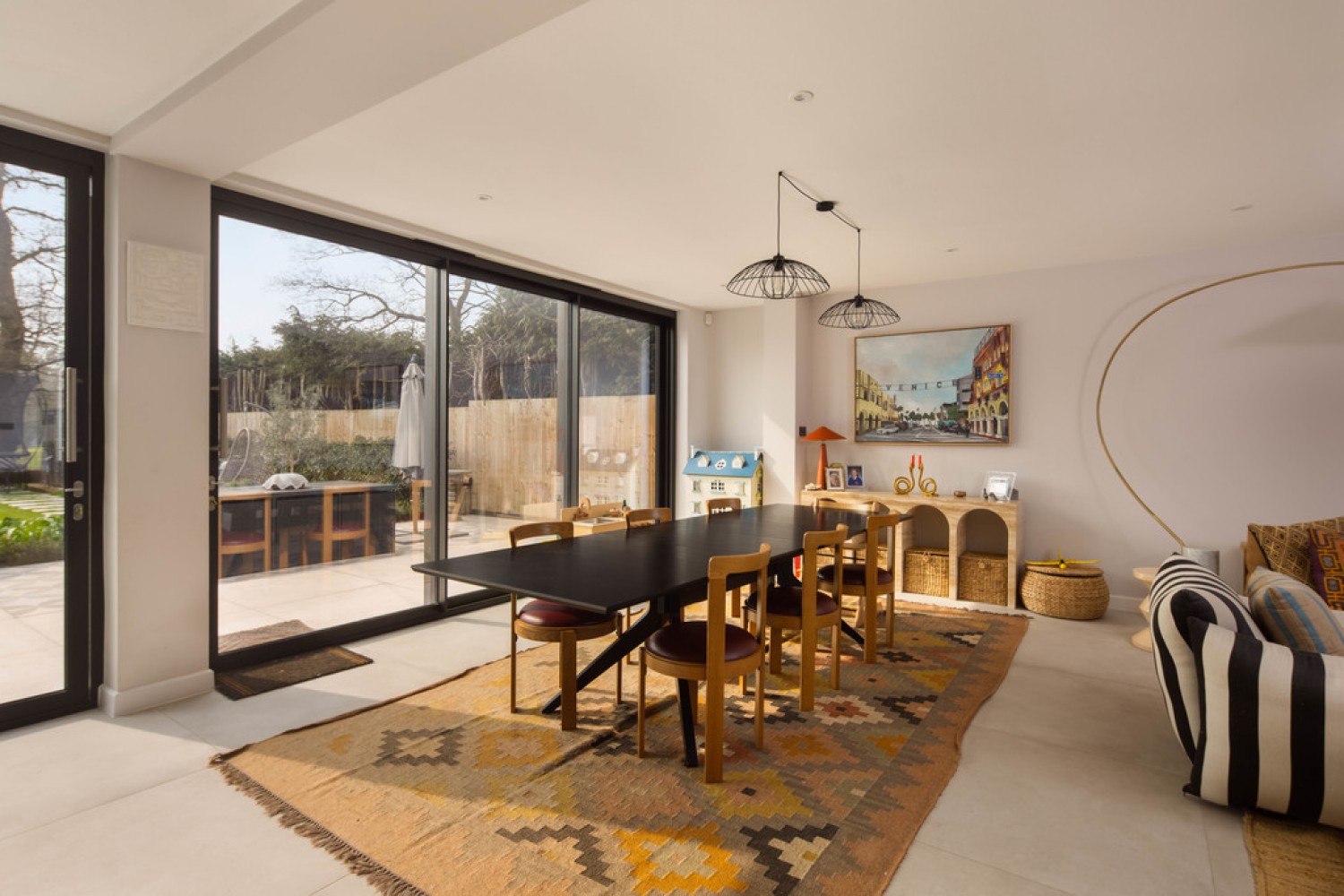 5 bedroom House for Sale The Warren Drive, Wanstead