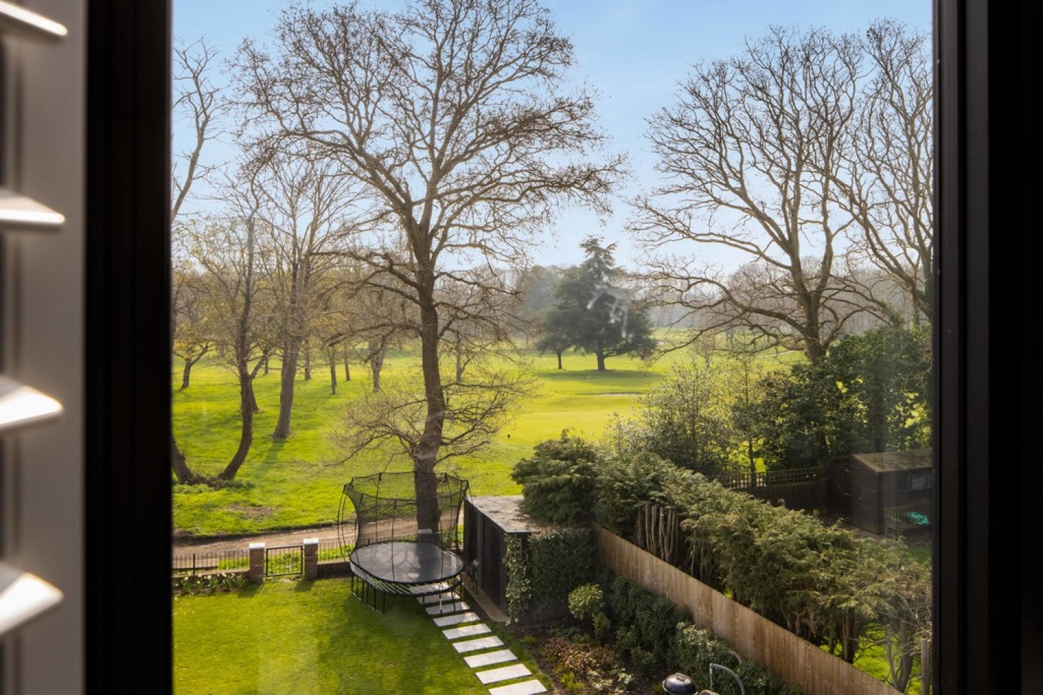 5 bedroom House for Sale The Warren Drive, Wanstead