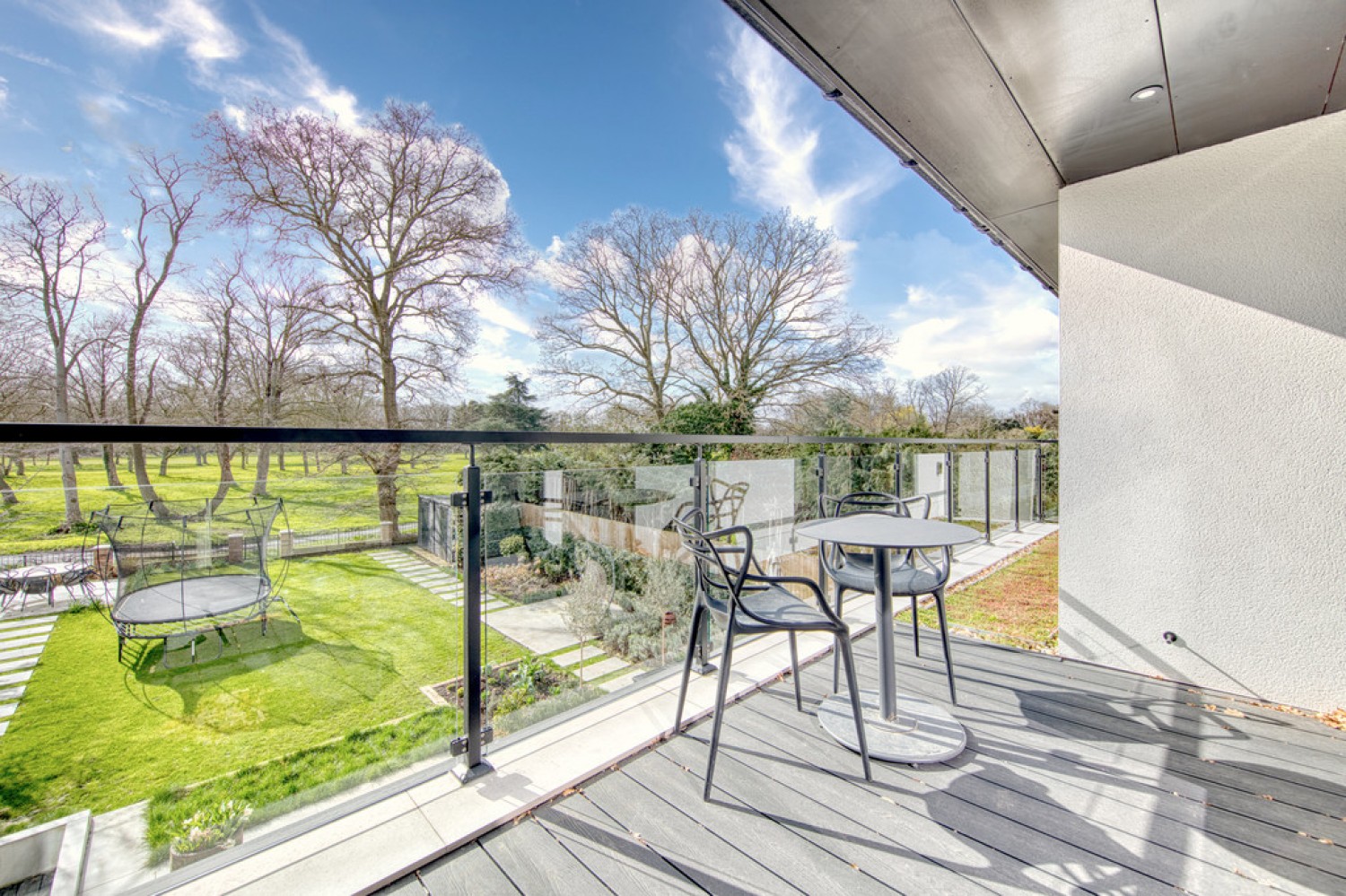 5 bedroom House for Sale The Warren Drive, Wanstead