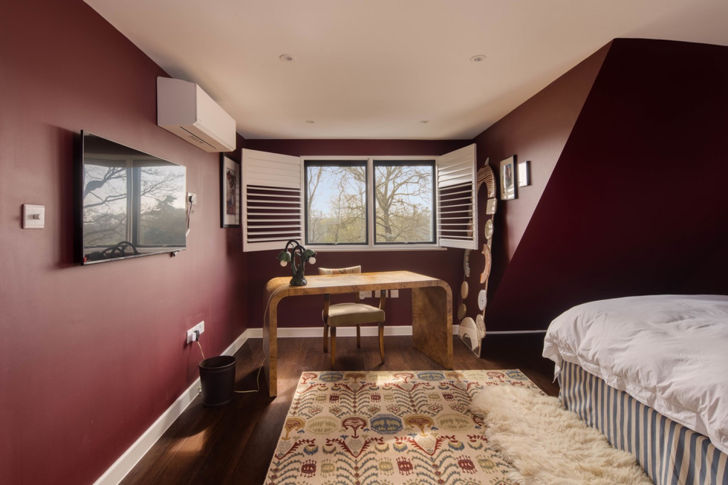 5 bedroom House for Sale The Warren Drive, Wanstead