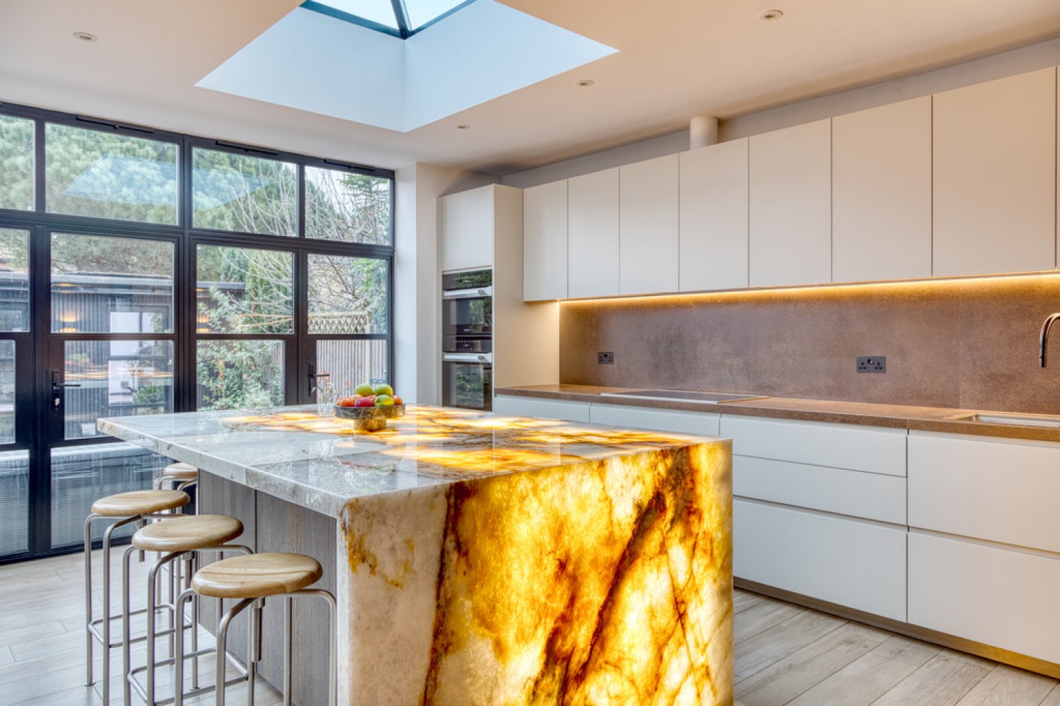 5 bedroom House for Letting Chestnut Drive, Wanstead