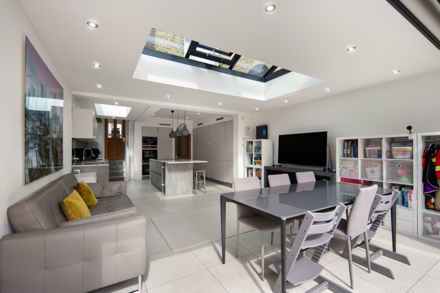 5 bedroom House for Sale Wellington Road, Wanstead